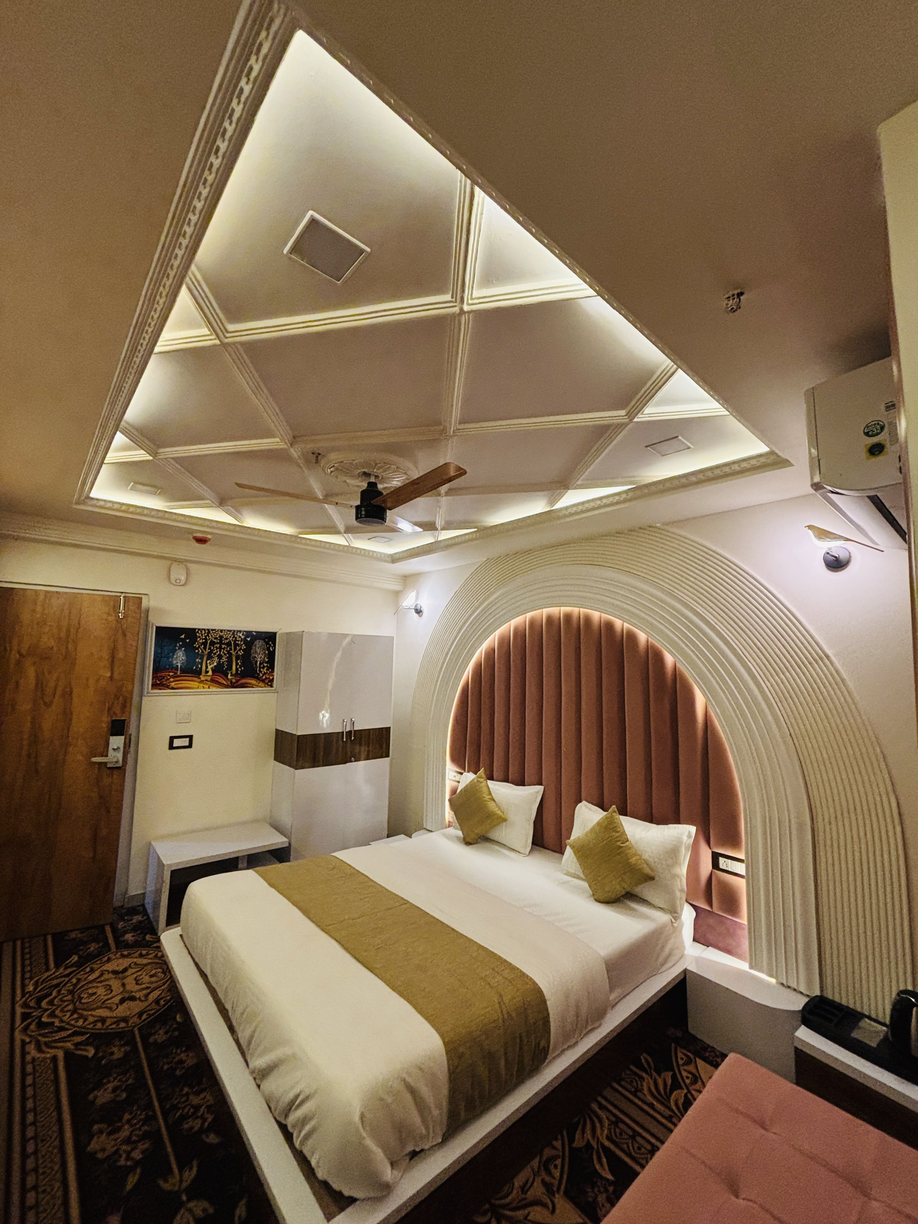 Maharaja Suite